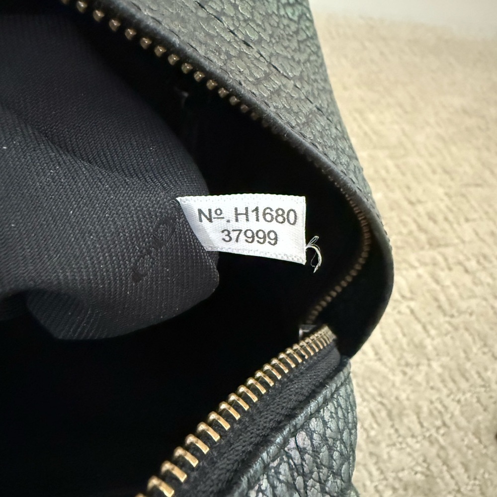 Coach RARE Hologram Mini Backpack & ID Case Set - Picture 7 of 16